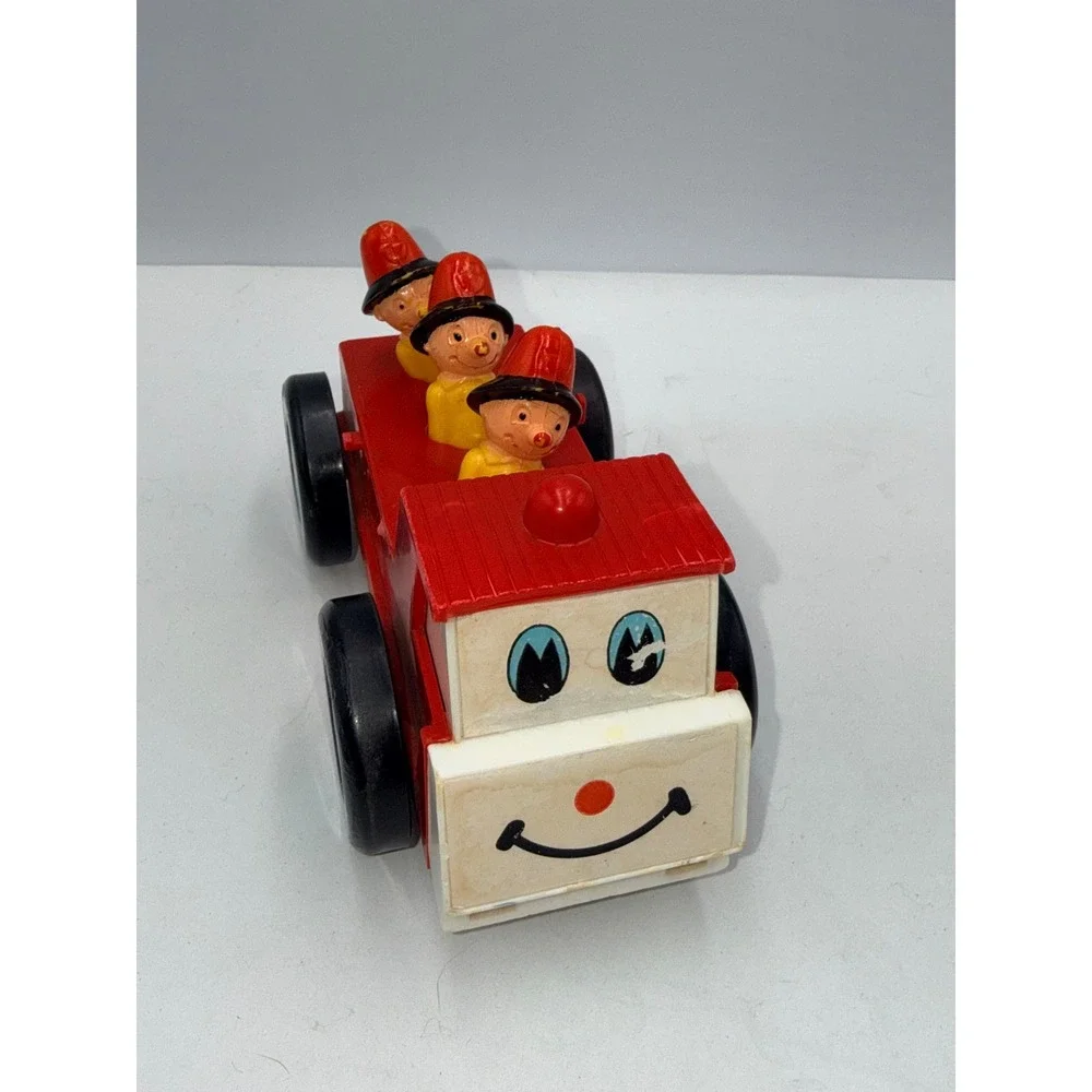 Vintage Fire Truck Toy Red Fair Retro Smiling Face Firefighters Toy Ringing Bell
